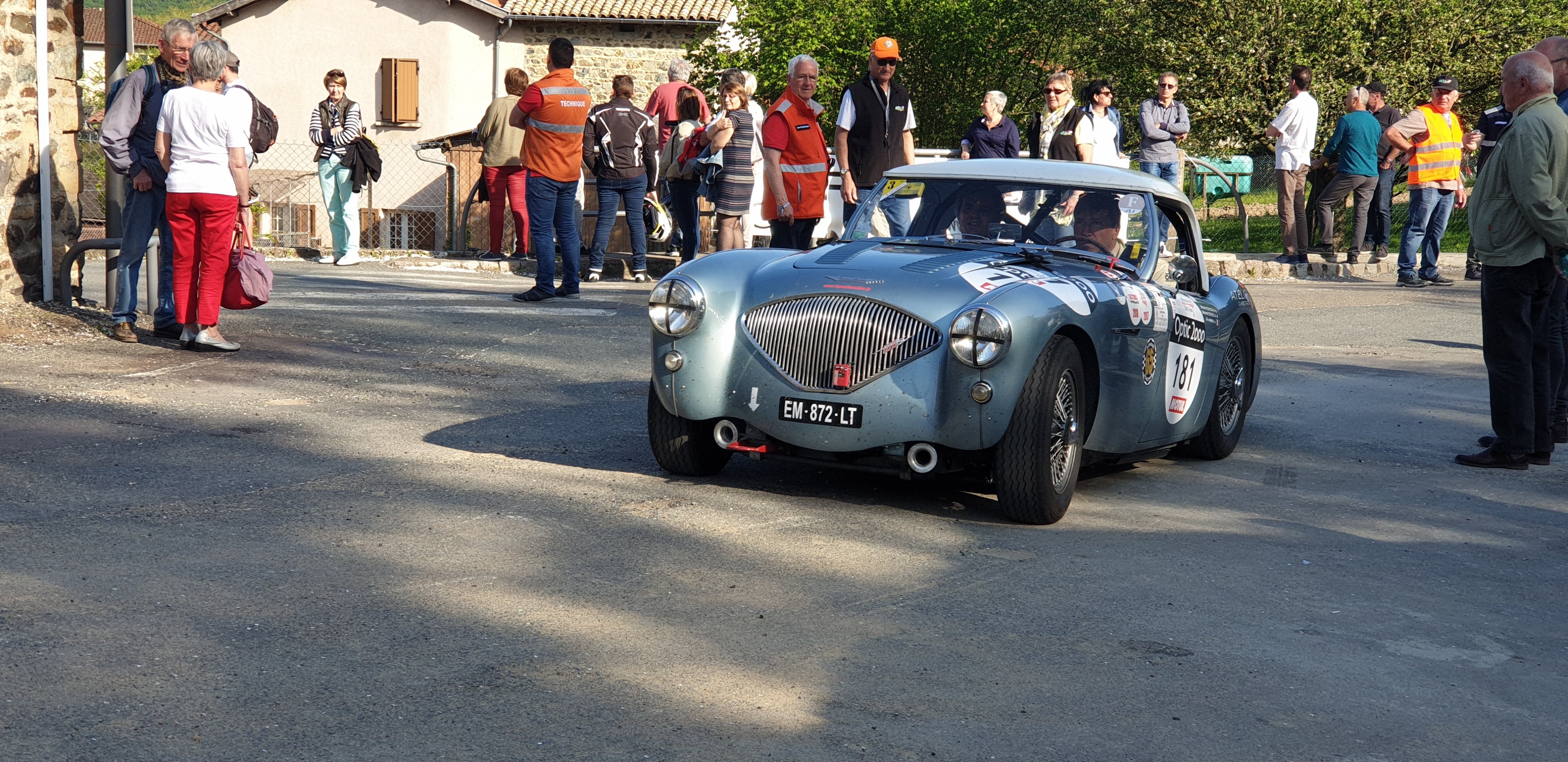 Bruno SCHOCH / Olivier MONOT : AUSTIN HEALEY 100/4 1956 Bruno SCHOCH / Olivier MONOT : AUSTIN HEALEY 100/4 1956