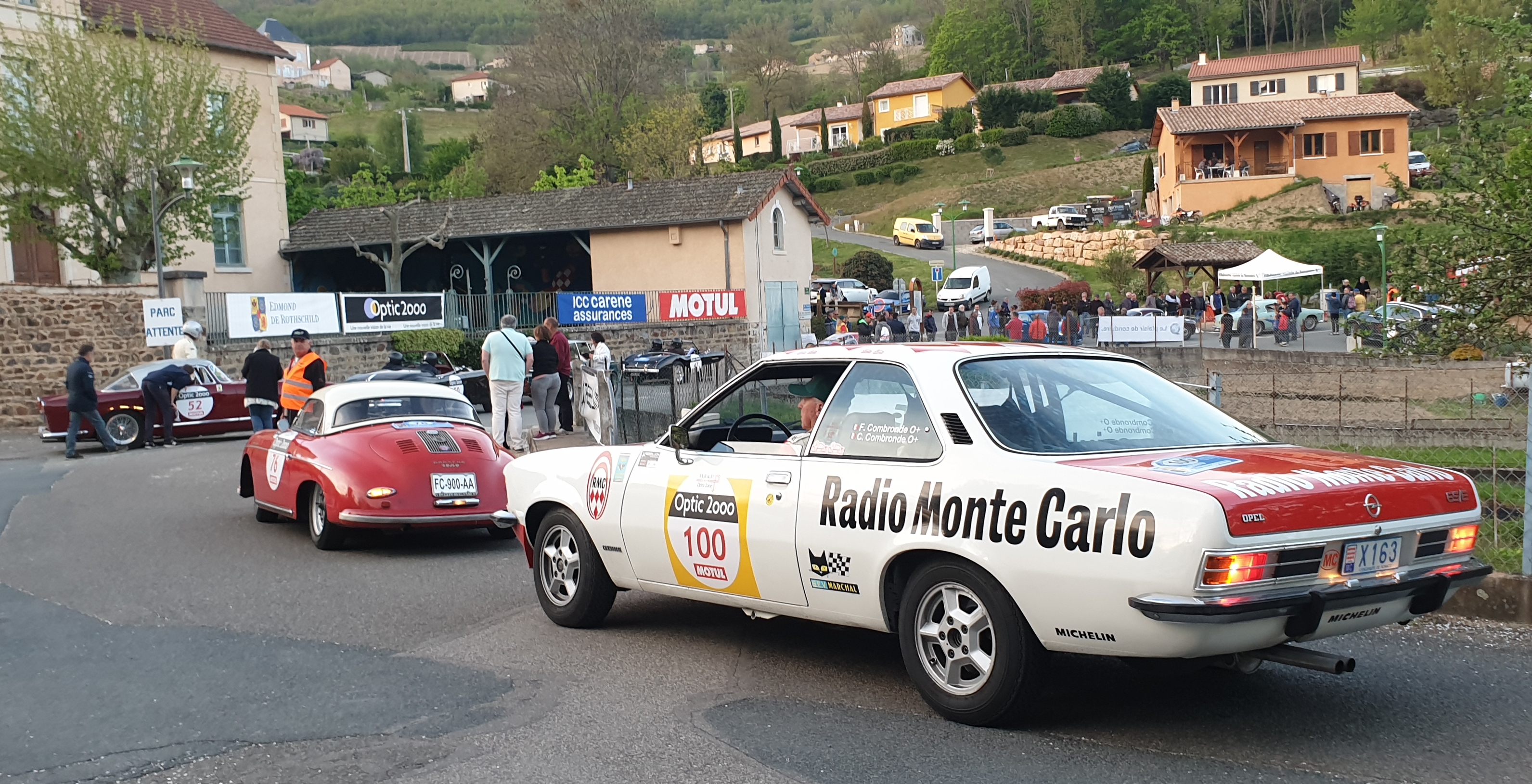 Norbert SCHMITZ-KOEP / Juergen W. WESTPHAL : FERRARI 250 GT Boano 1957 ; Régis MATHIEU / Hélène MATHIEU : PORSCHE 356 A 1600 Speedster T2 1958 et François COMBRONDE / Céline COMBRONDE BARRAUD : OPEL Commodore GSE 1973 Norbert SCHMITZ-KOEP / Juergen W. WESTPHAL : FERRARI 250 GT Boano 1957 ; Régis MATHIEU / Hélène MATHIEU : PORSCHE 356 A 1600 Speedster T2 1958 et François COMBRONDE / Céline COMBRONDE BARRAUD : OPEL Commodore GSE 1973