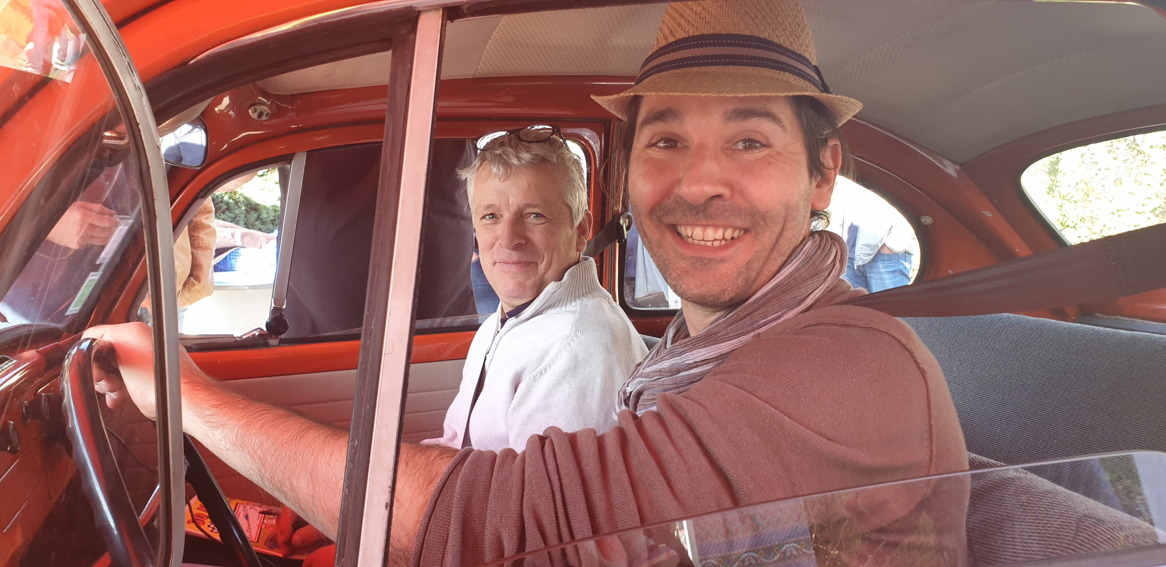 Jacques-Olivier et Patrick Volkswagen Coccinelle Jacques-Olivier et Patrick Volkswagen Coccinelle