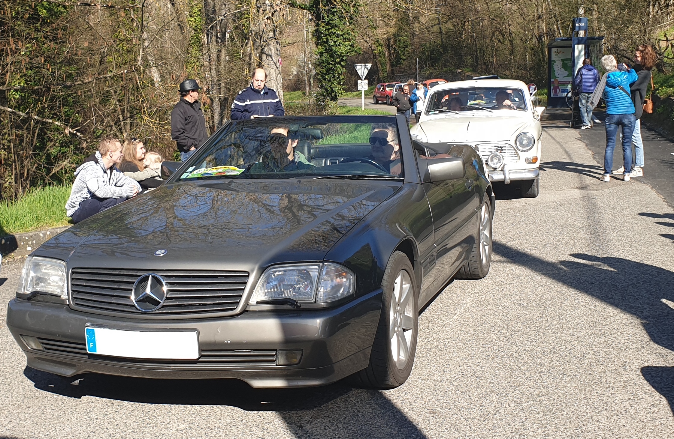 Pascal et Louis-Dylan Mercedes 500 SL 1990 Pascal et Louis-Dylan Mercedes 500 SL 1990