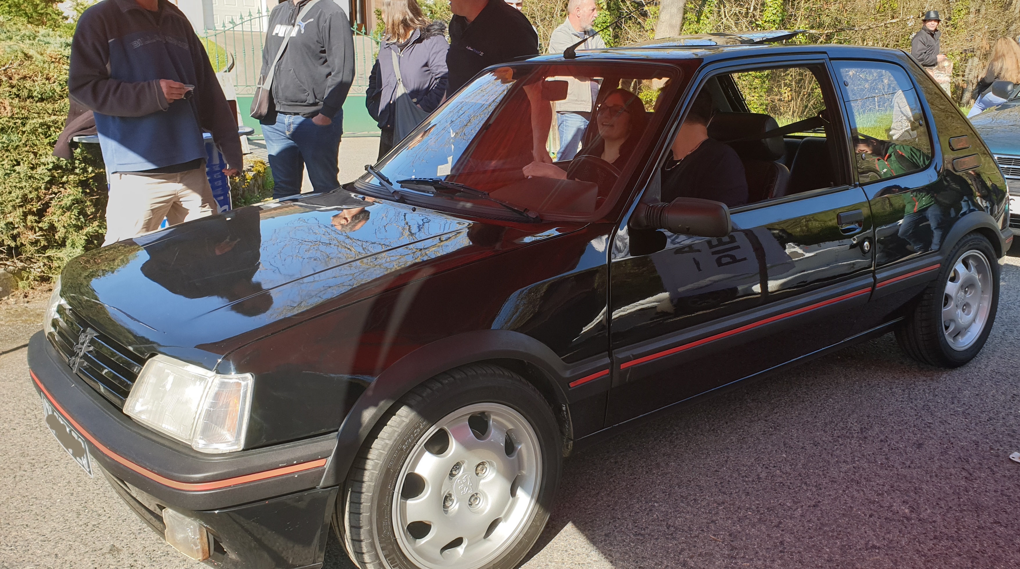 Peugeot 205 GTI 1987 Peugeot 205 GTI 1987